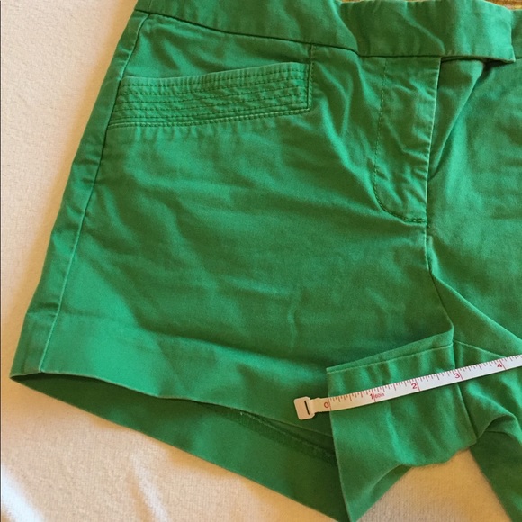 J Crew green 3” chino shorts - Picture 2 of 4
